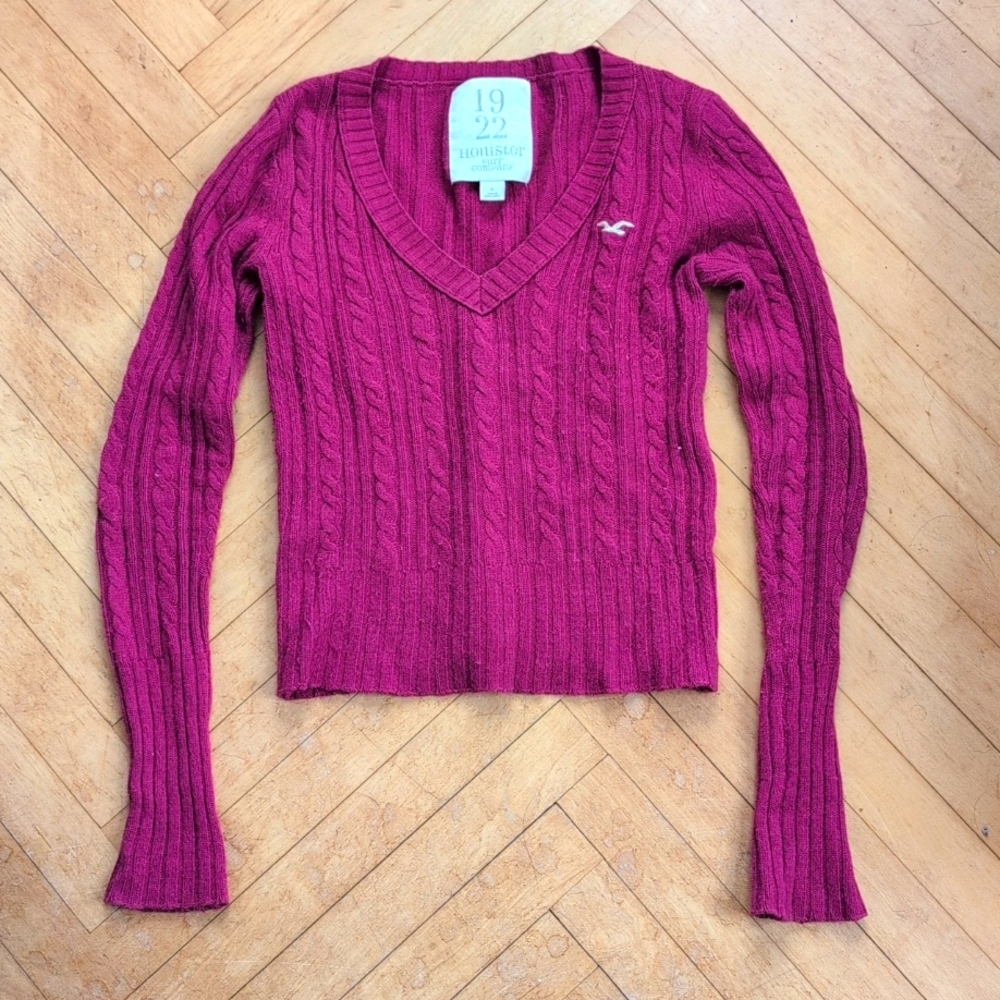 Dark Pink Hollister Y2K crop v neck sweater size S